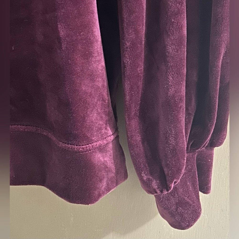 VERA WANG VELOUR TOP WOMEN’S RED - Picture 3 of 5